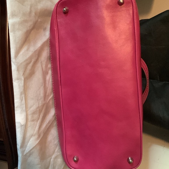 Coach signature satchel tote - Picture 4 of 8